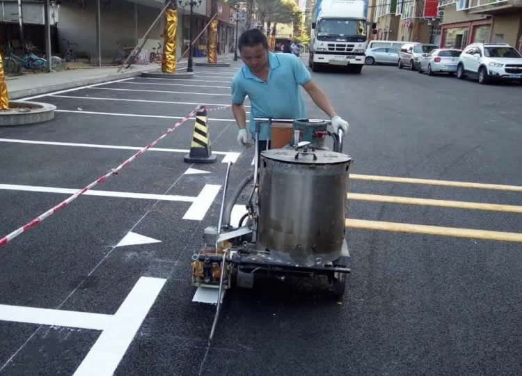 按照青島交通劃線上面的步驟就OK