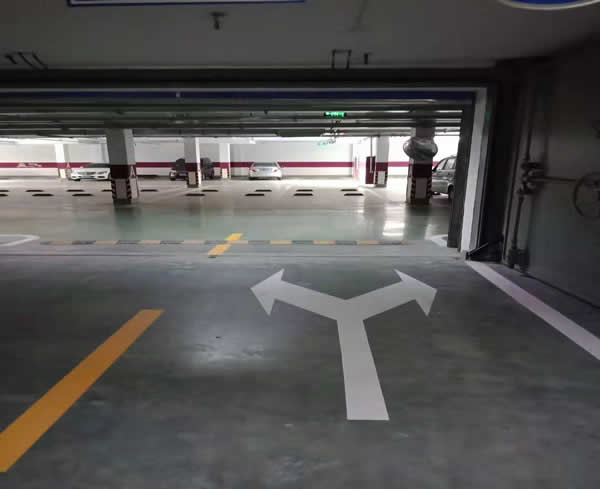 青島劃線小編分享地下停車場劃線案例
