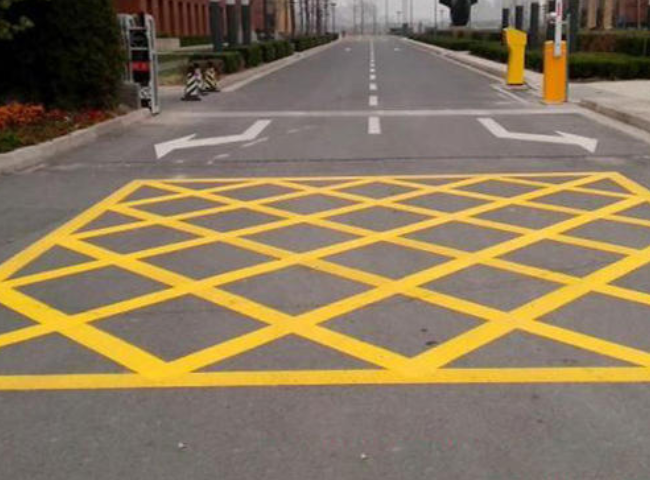 道路交通劃線起到什么作用？
